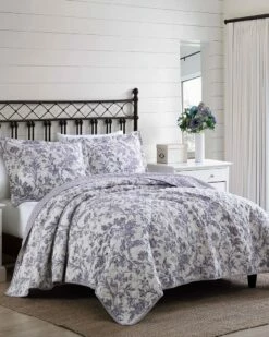 Laura Ashley Delila Quilt/Sham Set Home Comforters & Quilts