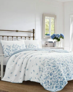 Laura Ashley Flora Quilt Set Home Comforters & Quilts