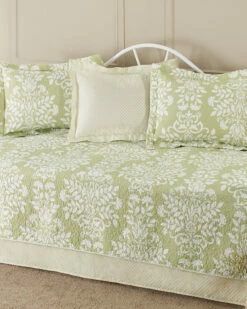 Laura Ashley Rowland Daybed Set Home Comforters & Quilts