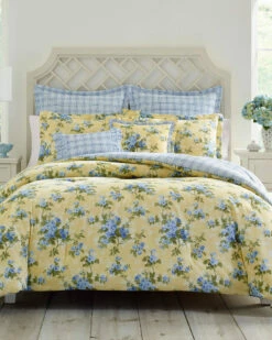 Laura Ashley Cassidy Comforter Set Home Comforters & Quilts
